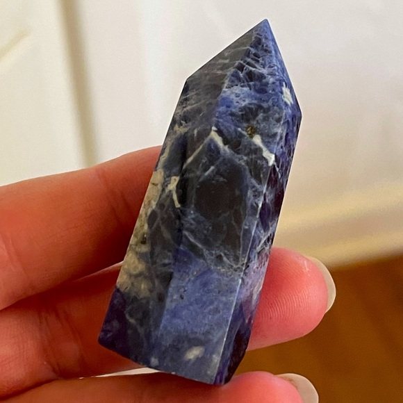 ✨Charged✨ Natural Sodalite gemstone towers - Picture 3 of 4